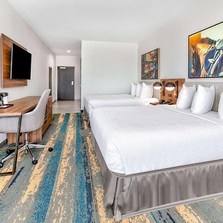 La Quinta Inn & Suites By Wyndham Теръл Екстериор снимка