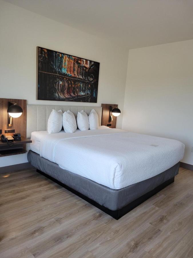 La Quinta Inn & Suites By Wyndham Теръл Екстериор снимка