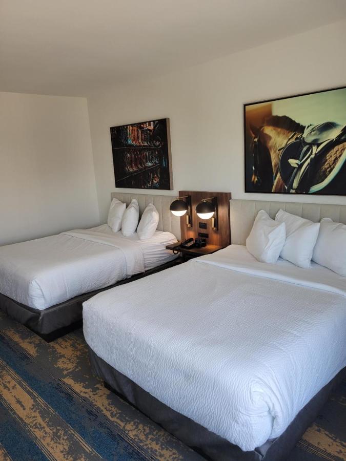 La Quinta Inn & Suites By Wyndham Теръл Екстериор снимка