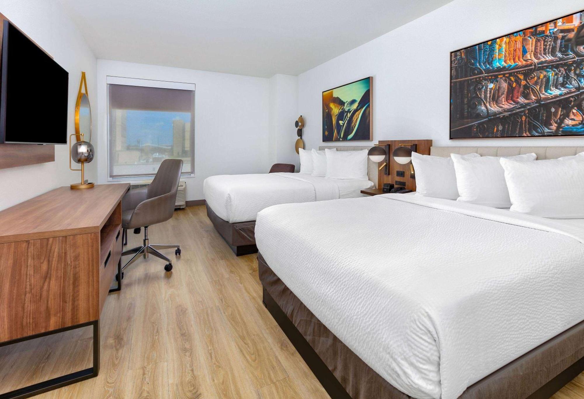 La Quinta Inn & Suites By Wyndham Теръл Екстериор снимка